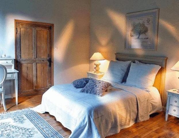 Chateau De Charge Hotel Tours Kültér fotó